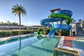 Resort Townhome with Gas Grill, 3 Mi to Disney!